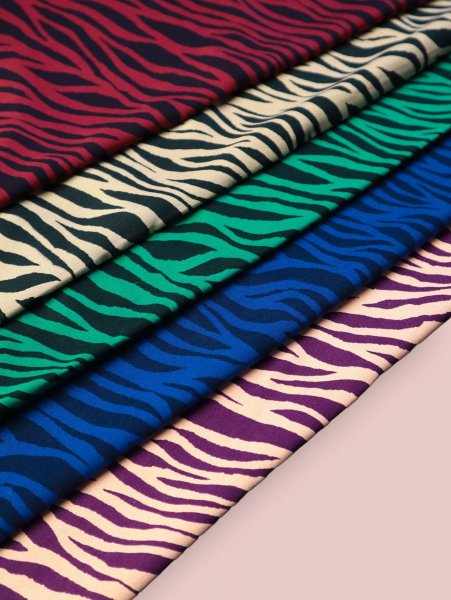 Viskose mit LENZING™ ECOVERO™ Fasern - Zebra - fuchsia/indigo night - Mind the Maker