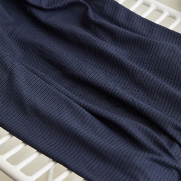 Derby Ribbed Jersey mit TENCEL™ - dark navy - MeetMilk